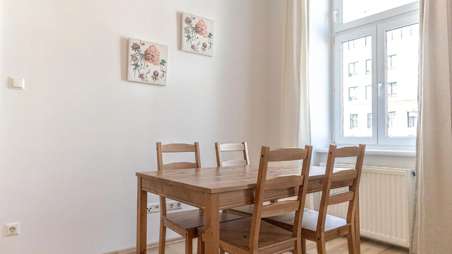 Apartment Sweet 2Br Apt Ideal For Long Stays, Very Central In Vienna