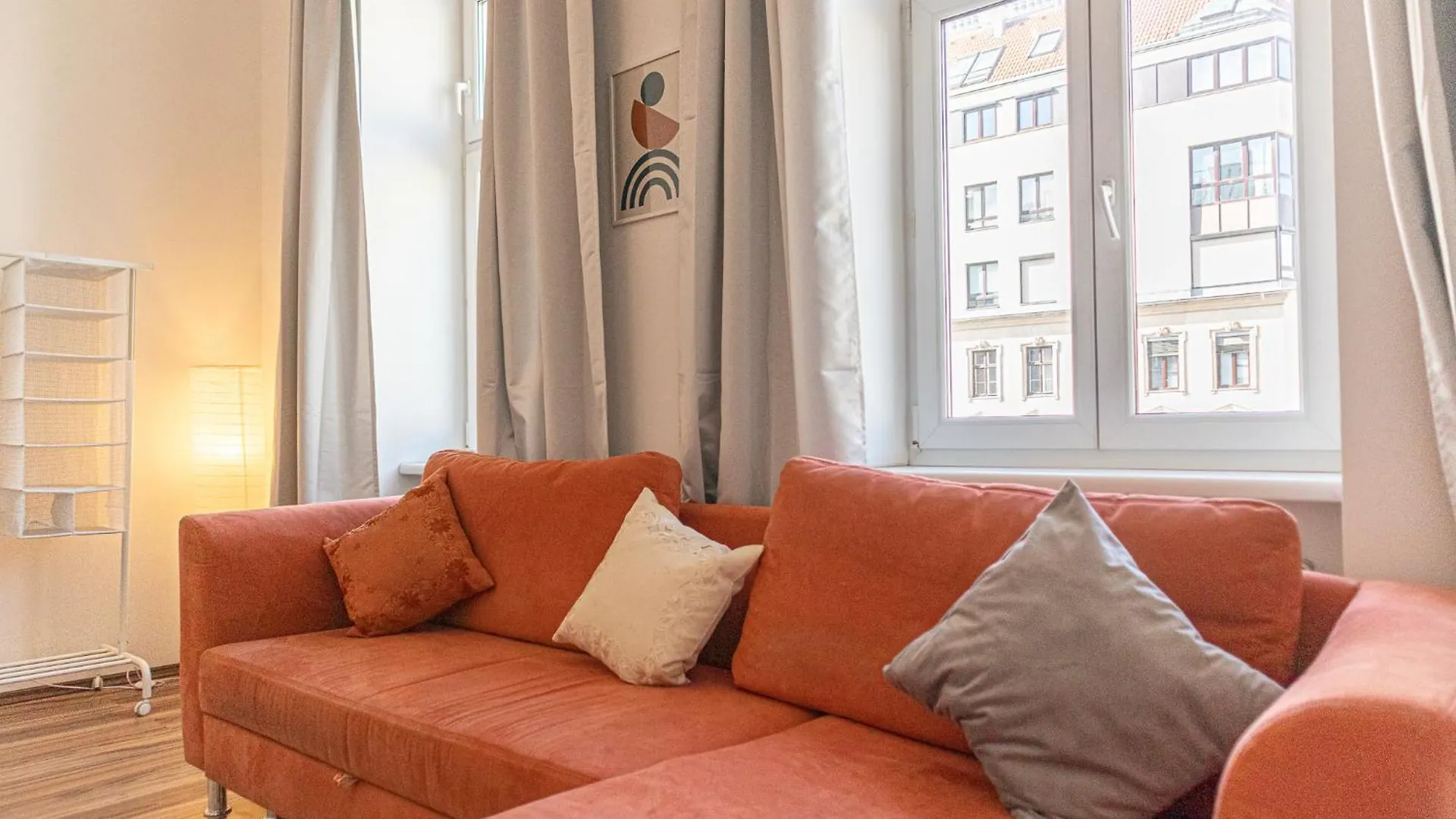 Sweet 2Br Apt Ideal For Long Stays, Very Central In Vienna