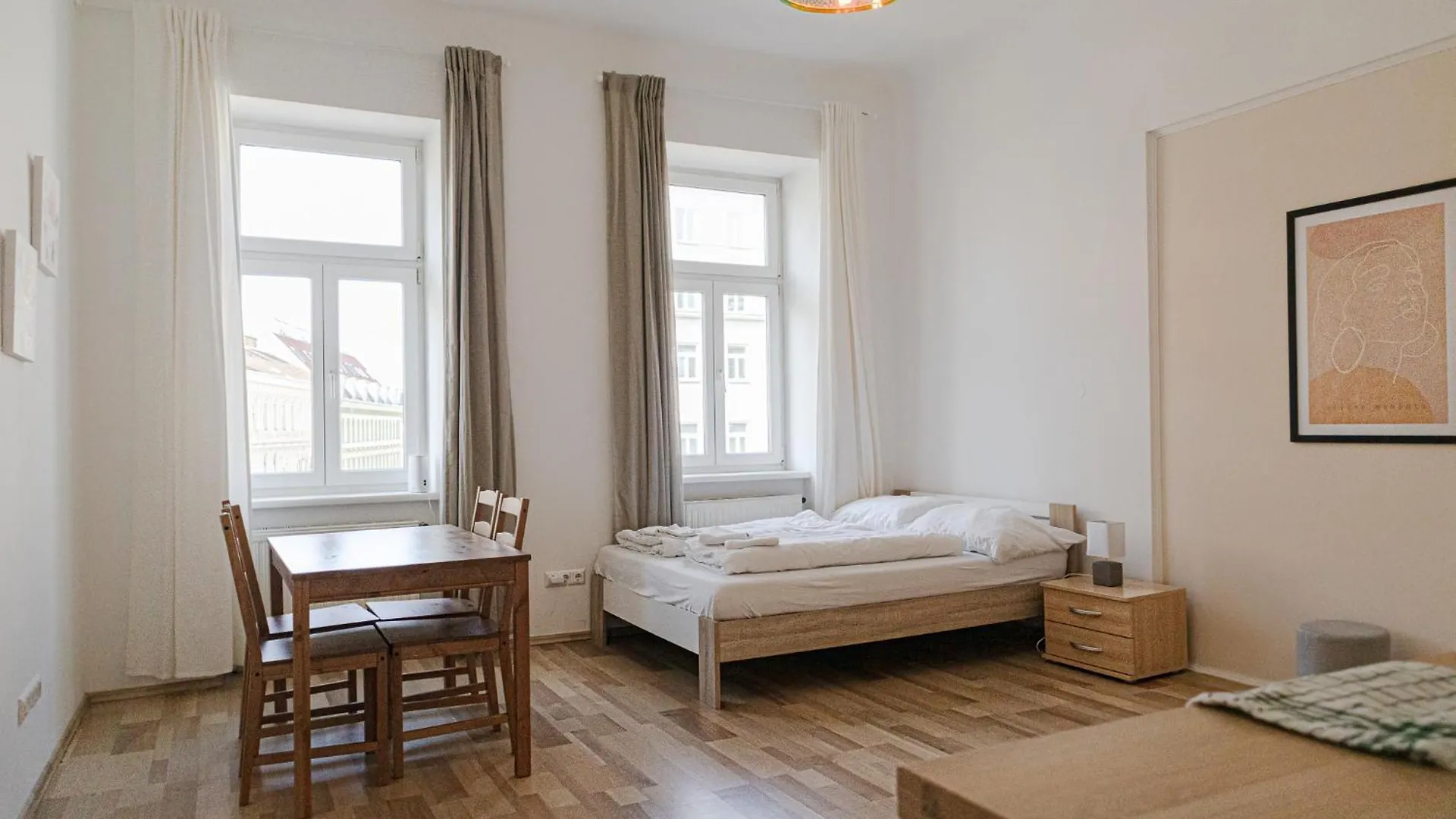 Sweet 2Br Apt Ideal For Long Stays, Very Central In Vienna 0*,  Austria